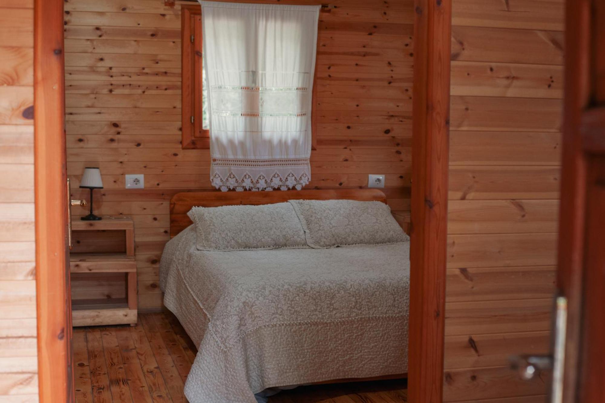 Farma Sotira Hotel Leskovik Ngoại thất bức ảnh