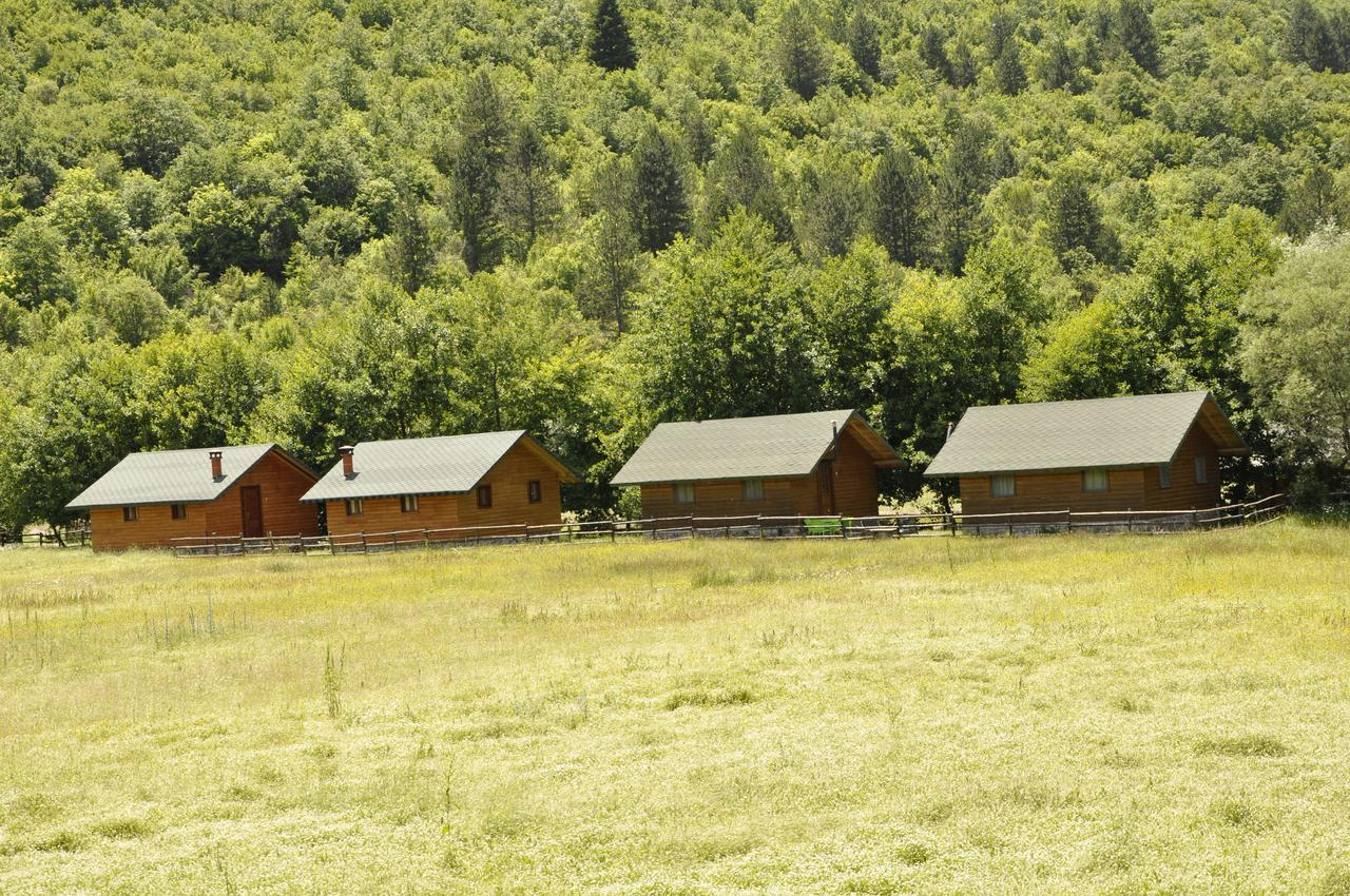 Farma Sotira Hotel Leskovik Ngoại thất bức ảnh