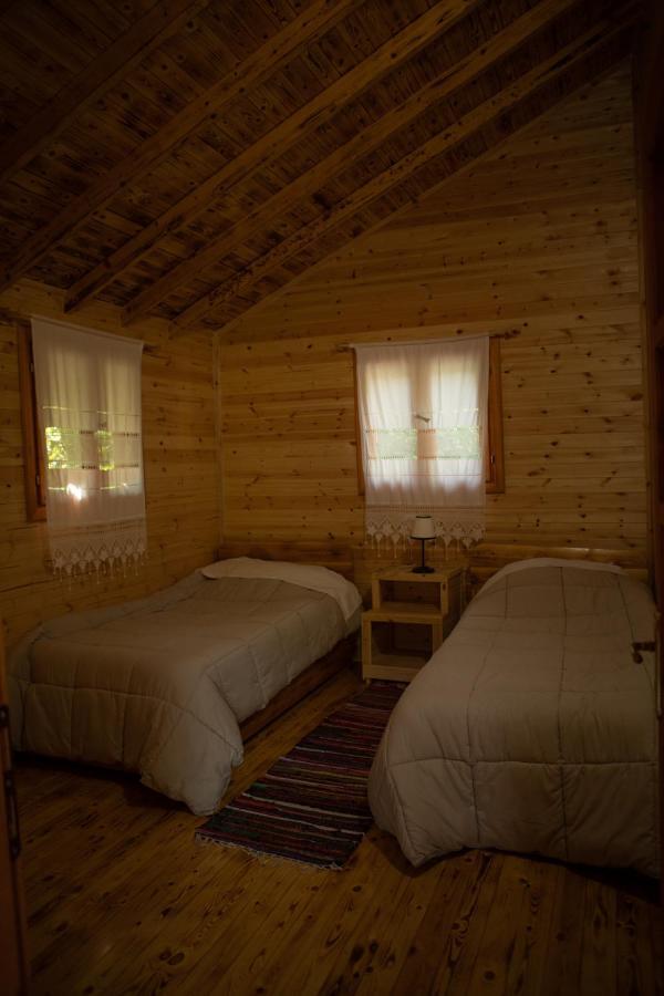 Farma Sotira Hotel Leskovik Ngoại thất bức ảnh